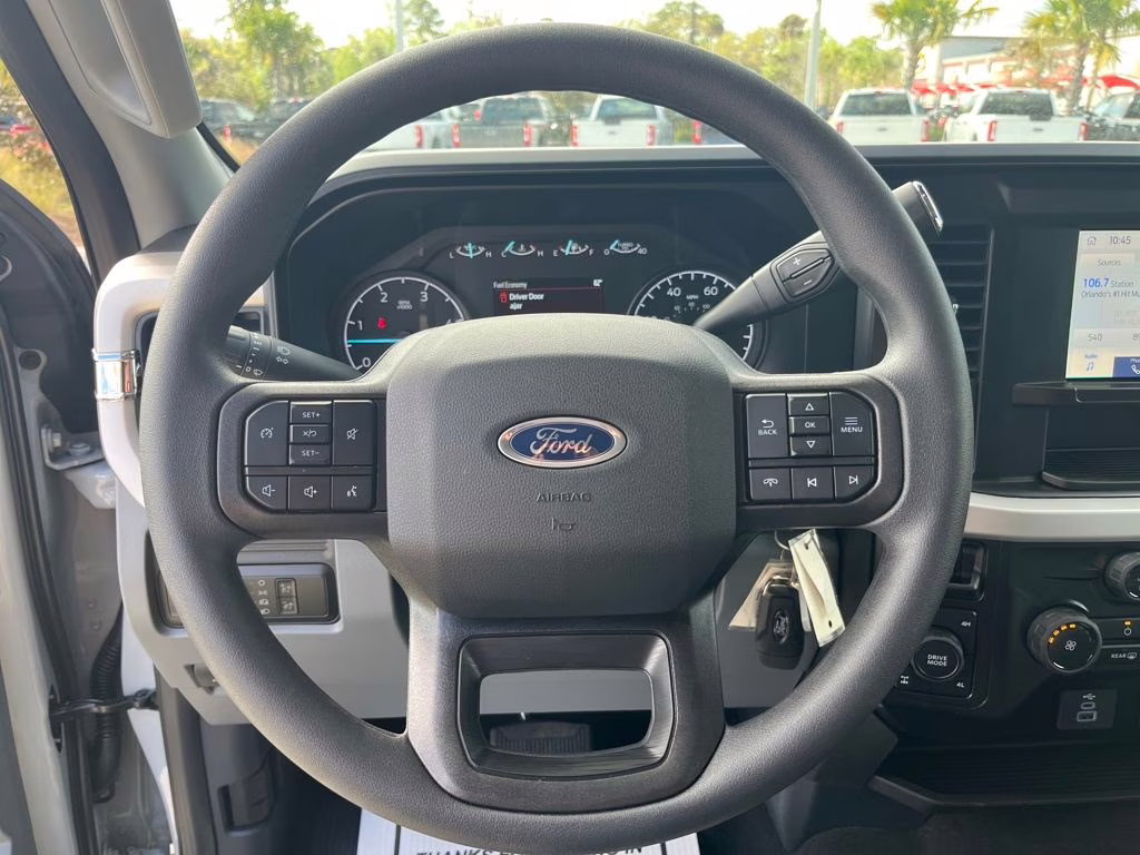 2026 Avalanche Ford Super Duty F-250 SRW XL 4X4 Truck