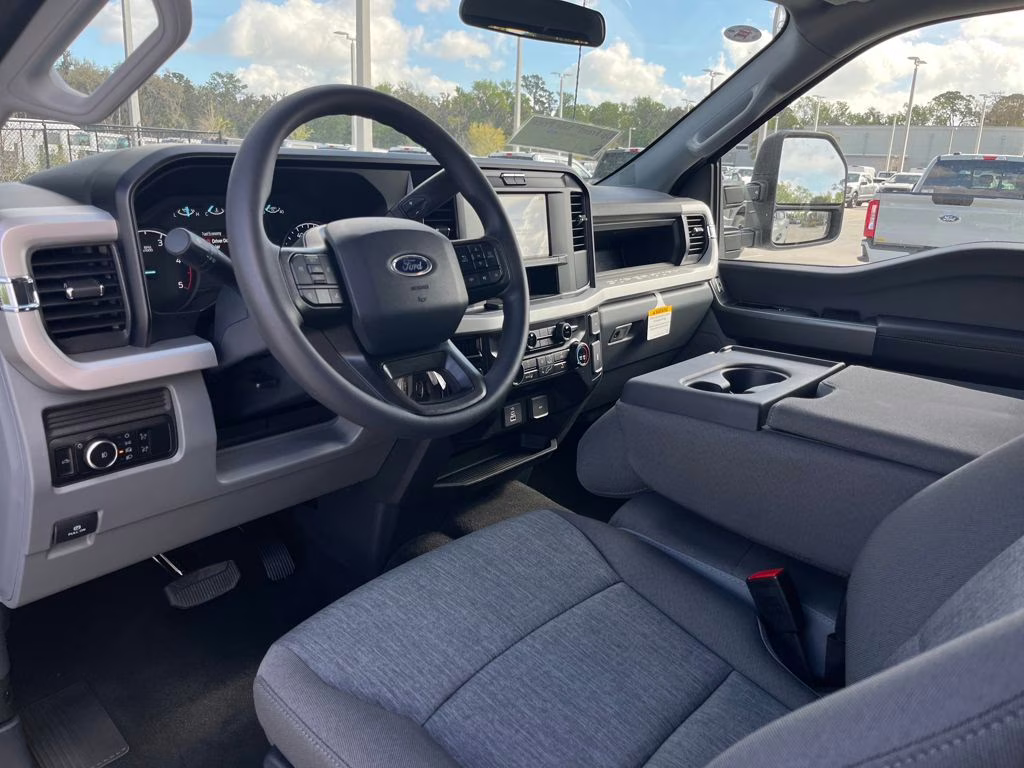 2026 Avalanche Ford Super Duty F-250 SRW XL 4X4 Truck