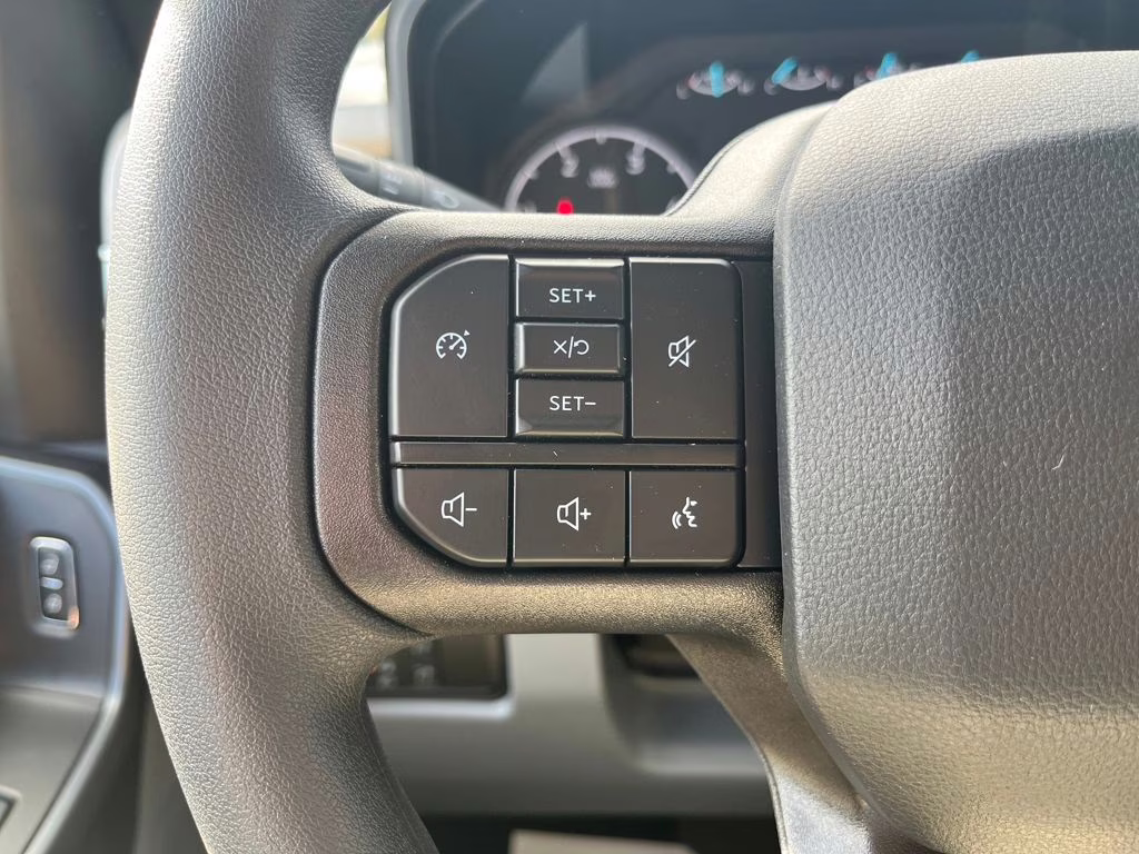 2026 Avalanche Ford Super Duty F-250 SRW XL 4X4 Truck