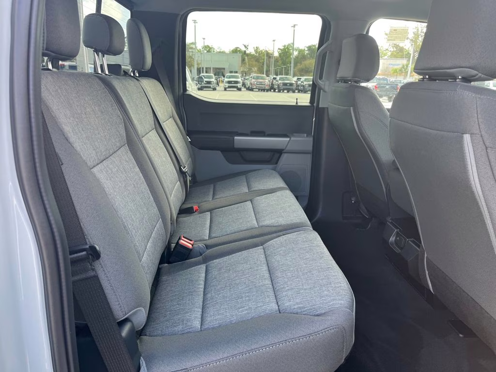 2026 Avalanche Ford Super Duty F-250 SRW XL 4X4 Truck