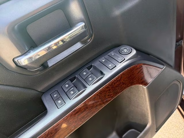 2016 Brown GMC Sierra 1500 SLE 4X4 Truck