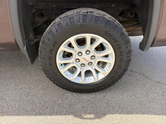 2016 Brown GMC Sierra 1500 SLE 4X4 Truck