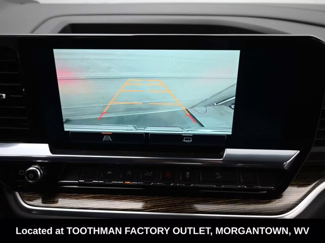 2025 White GMC Sierra 1500 Elevation 4X4 Truck