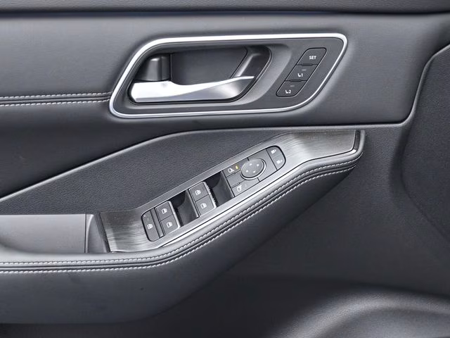 2026 Champagne Silver Metallic Nissan Rogue Platinum AWD SUV