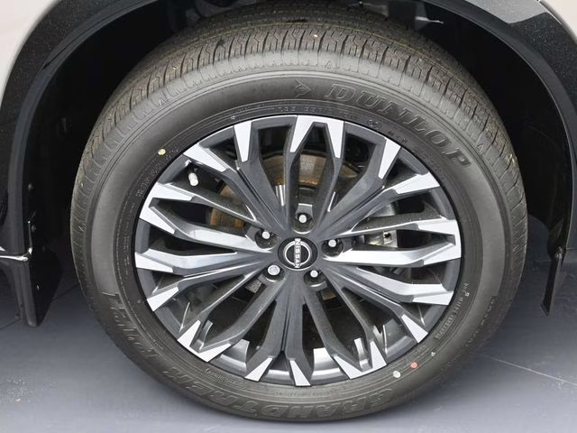 2026 Champagne Silver Metallic Nissan Rogue Platinum AWD SUV