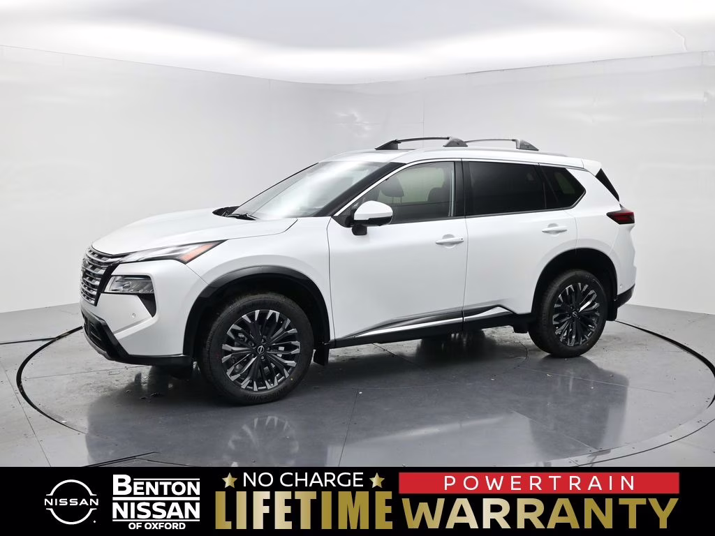 2026 Everest White Pearl Tricoat Nissan Rogue Platinum AWD SUV