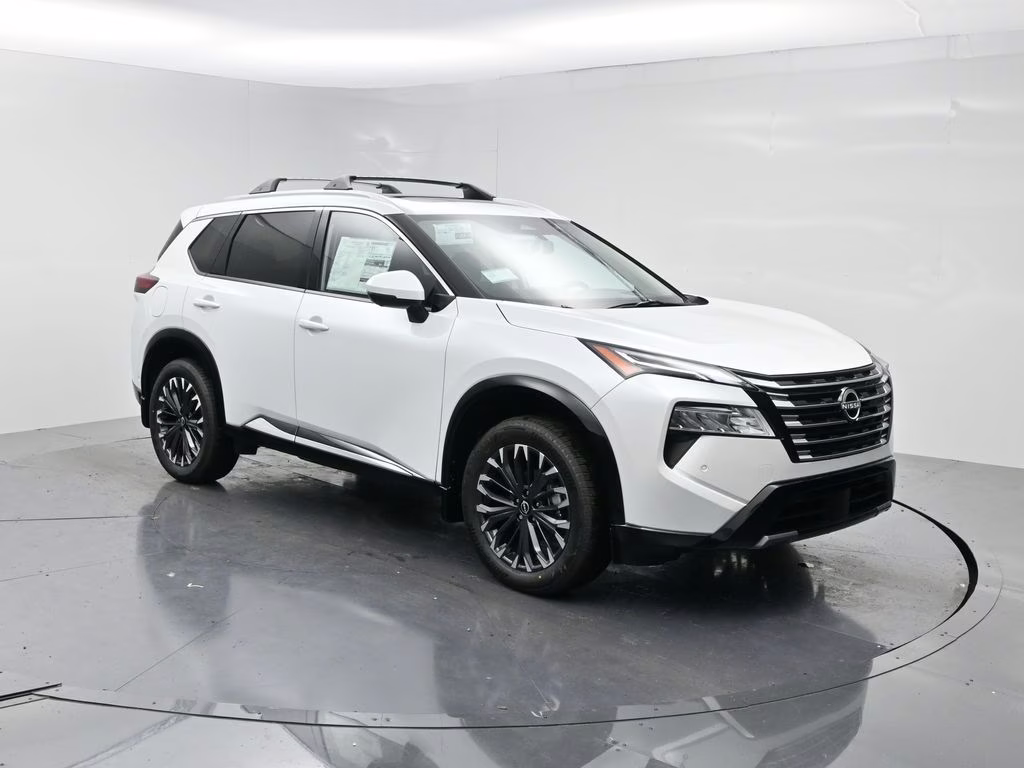 2026 Everest White Pearl Tricoat Nissan Rogue Platinum AWD SUV