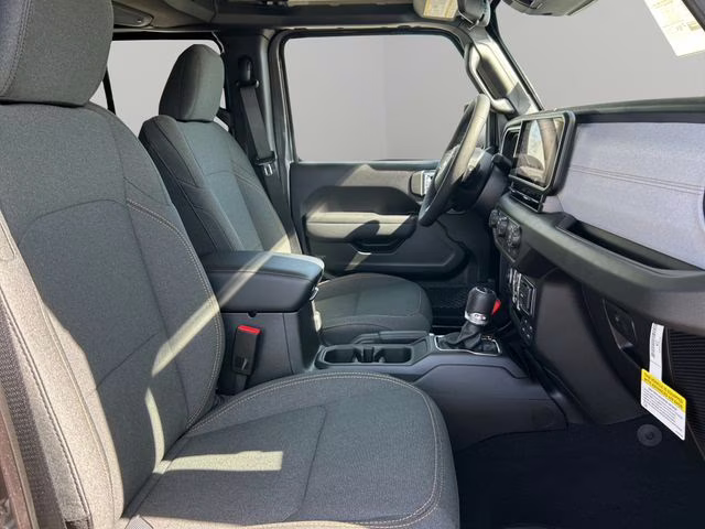 2026 Granite Crystal Metallic Clearcoat Jeep Gladiator Sport S 4X4 Truck