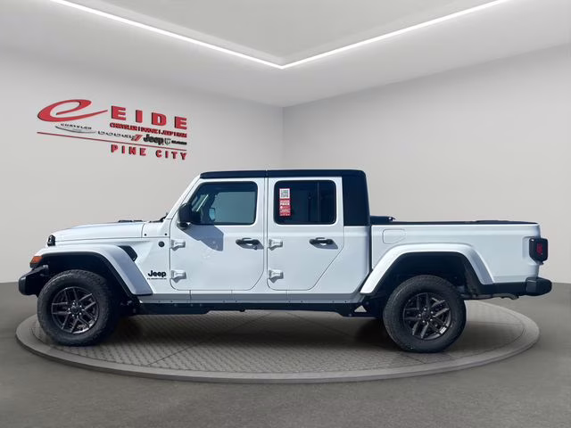 2026 Bright White Clearcoat Jeep Gladiator Sport S 4X4 Truck