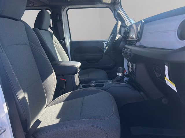 2026 Bright White Clearcoat Jeep Gladiator Sport S 4X4 Truck