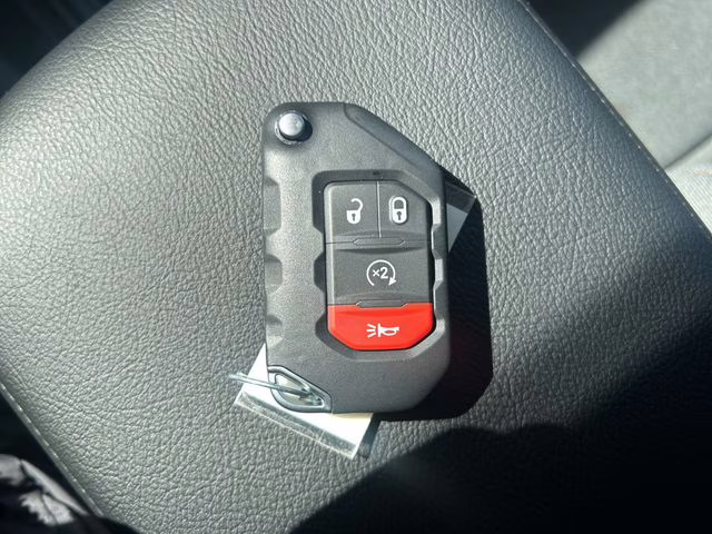 2026 Bright White Clearcoat Jeep Gladiator Sport S 4X4 Truck