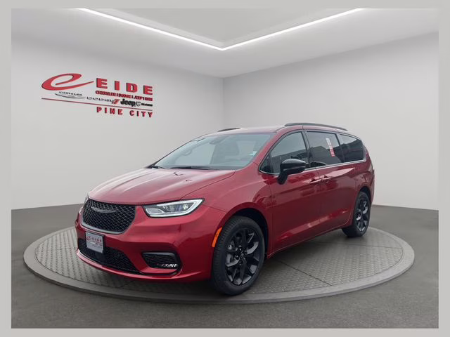 2026 Red Hot Pearlcoat Chrysler Pacifica Select AWD Van