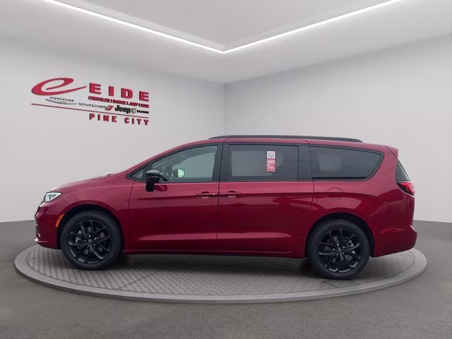 2026 Red Hot Pearlcoat Chrysler Pacifica Select AWD Van