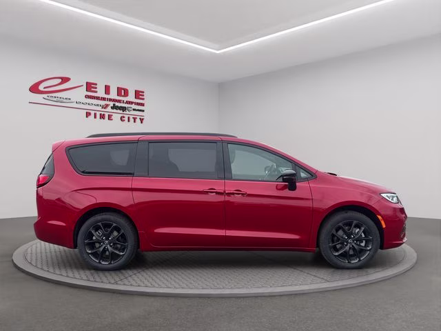 2026 Red Hot Pearlcoat Chrysler Pacifica Select AWD Van