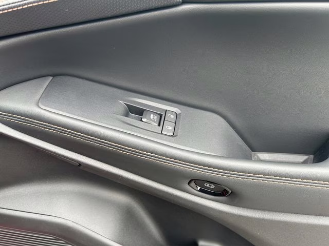 2026 Red Hot Pearlcoat Jeep Cherokee Limited 4X4 SUV