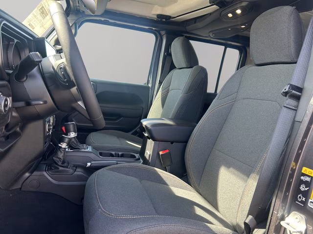 2026 Granite Crystal Metallic Clearcoat Jeep Gladiator Sport S 4X4 Truck