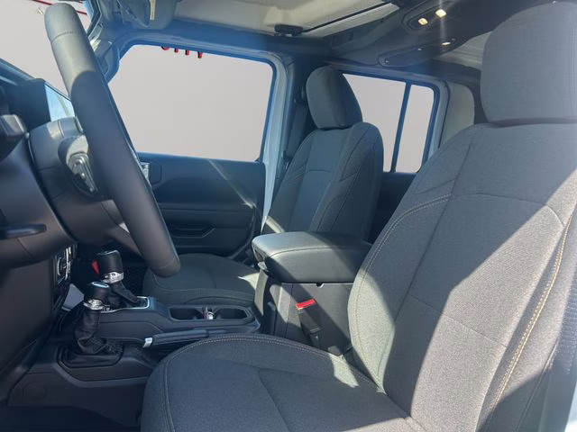 2026 Bright White Clearcoat Jeep Gladiator Sport S 4X4 Truck