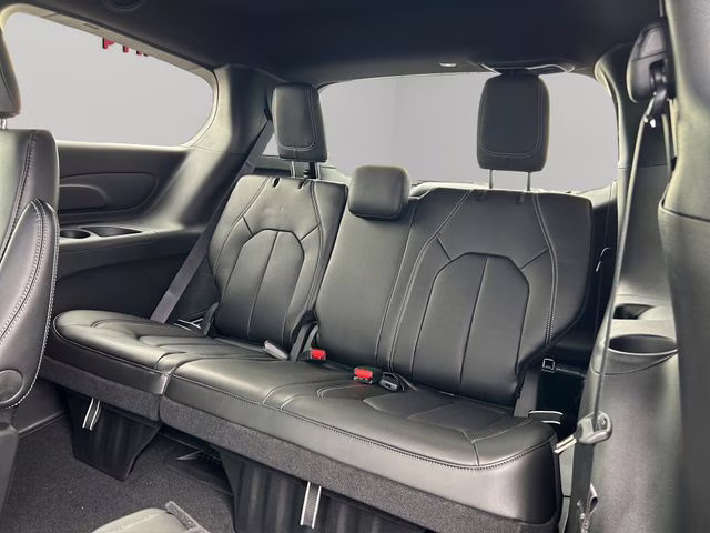 2026 Red Hot Pearlcoat Chrysler Pacifica Select AWD Van