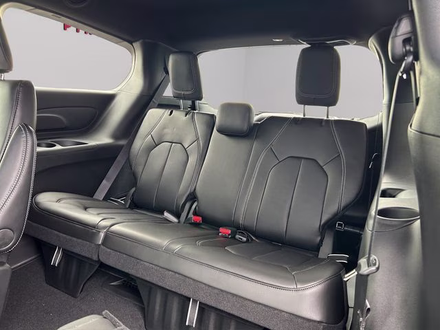 2026 Red Hot Pearlcoat Chrysler Pacifica Select AWD Van