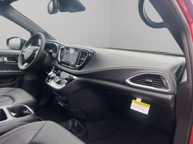 2026 Red Hot Pearlcoat Chrysler Pacifica Select AWD Van