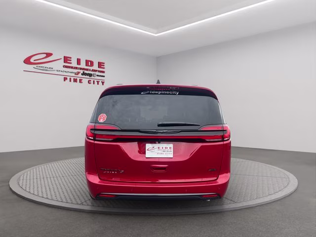 2026 Red Hot Pearlcoat Chrysler Pacifica Select AWD Van