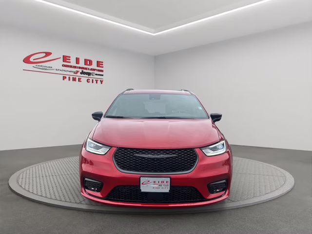 2026 Red Hot Pearlcoat Chrysler Pacifica Select AWD Van