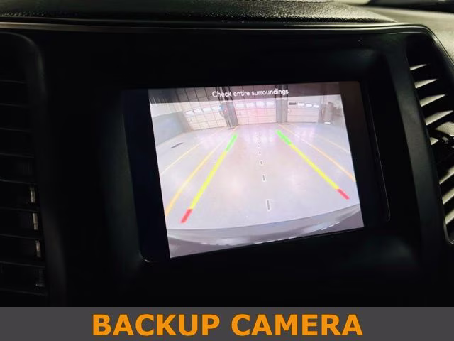 2019 Diamond Black Crystal Pearlcoat Jeep Cherokee Latitude 4X4 SUV