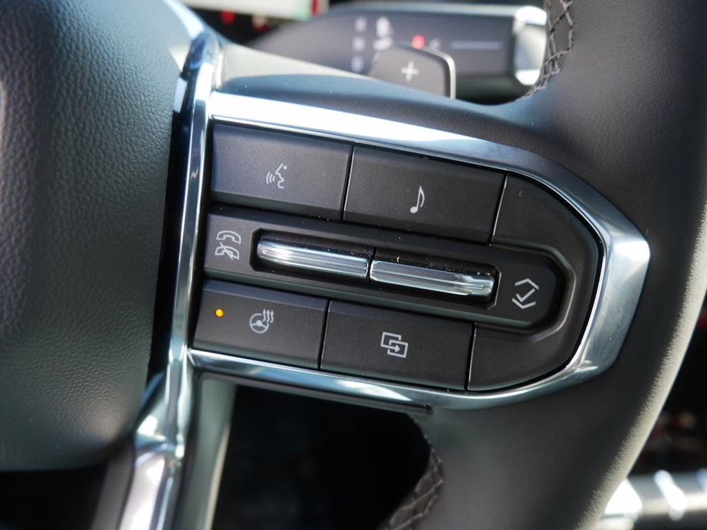 2026 Onyx Black GMC Yukon XL Denali 4X4 SUV