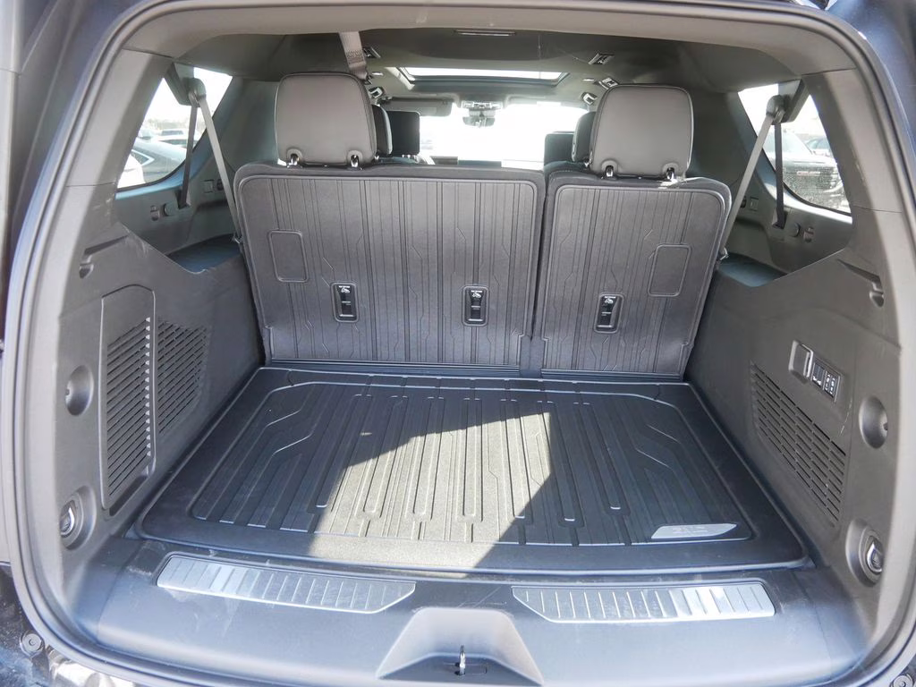 2026 Onyx Black GMC Yukon XL Denali 4X4 SUV