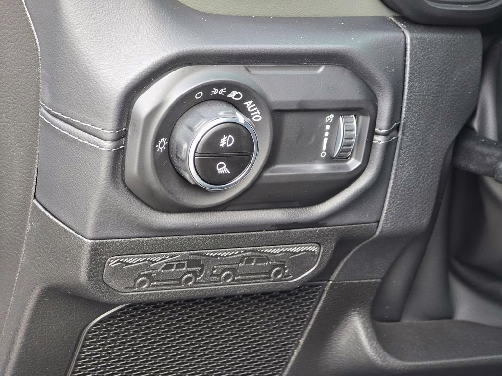 2026 Anvil Clearcoat Jeep Gladiator Mojave 4X4 Truck