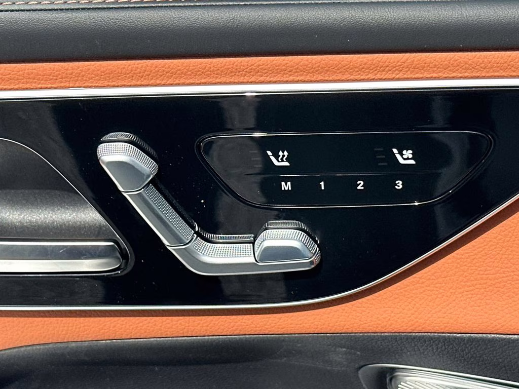 2026 194/149white Mercedes-Benz GLC GLC 300 AWD SUV