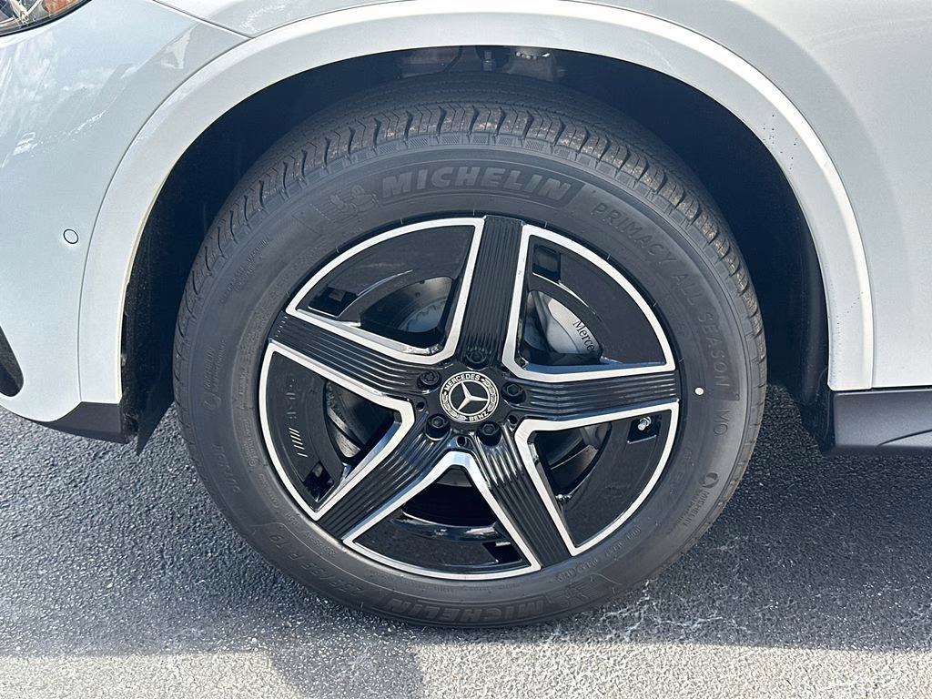 2026 194/149white Mercedes-Benz GLC GLC 300 AWD SUV