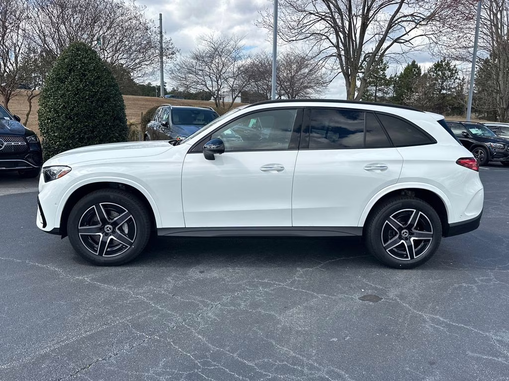 2026 194/149white Mercedes-Benz GLC GLC 300 AWD SUV