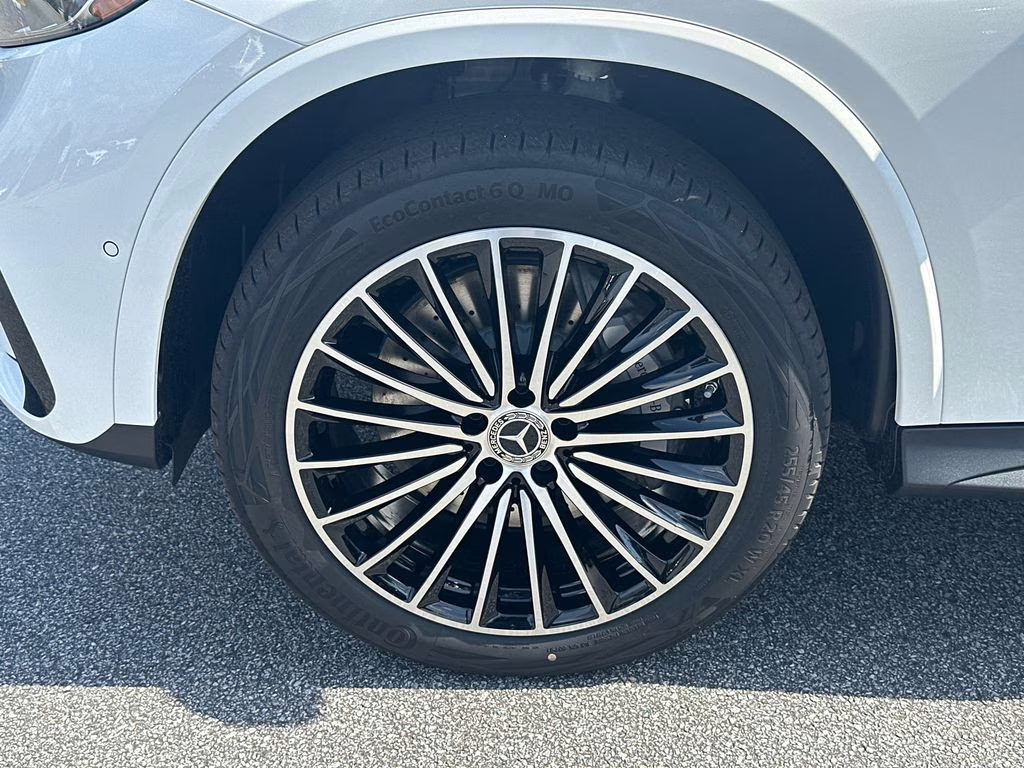 2026 White Mercedes-Benz GLC GLC 300 AWD SUV