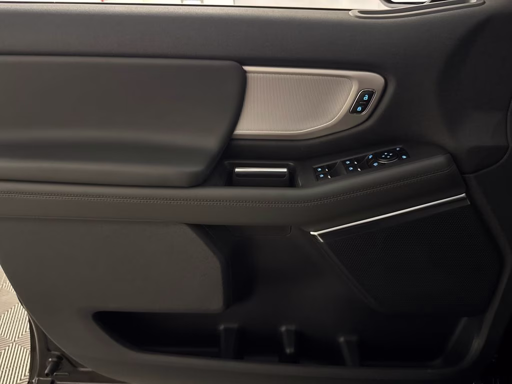 2026 Agate Black Metallic Ford Expedition Max Active RWD SUV