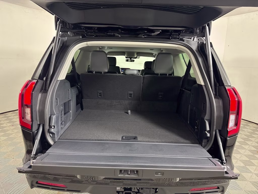 2026 Agate Black Metallic Ford Expedition Max Active RWD SUV