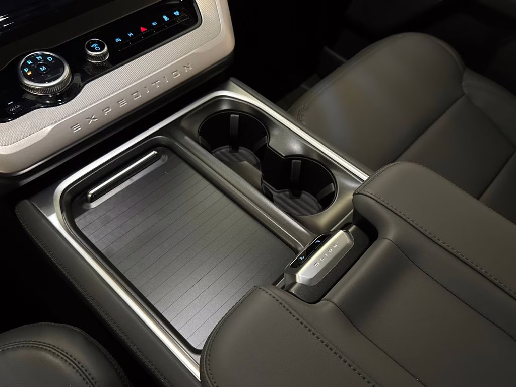 2026 Agate Black Metallic Ford Expedition Max Active RWD SUV