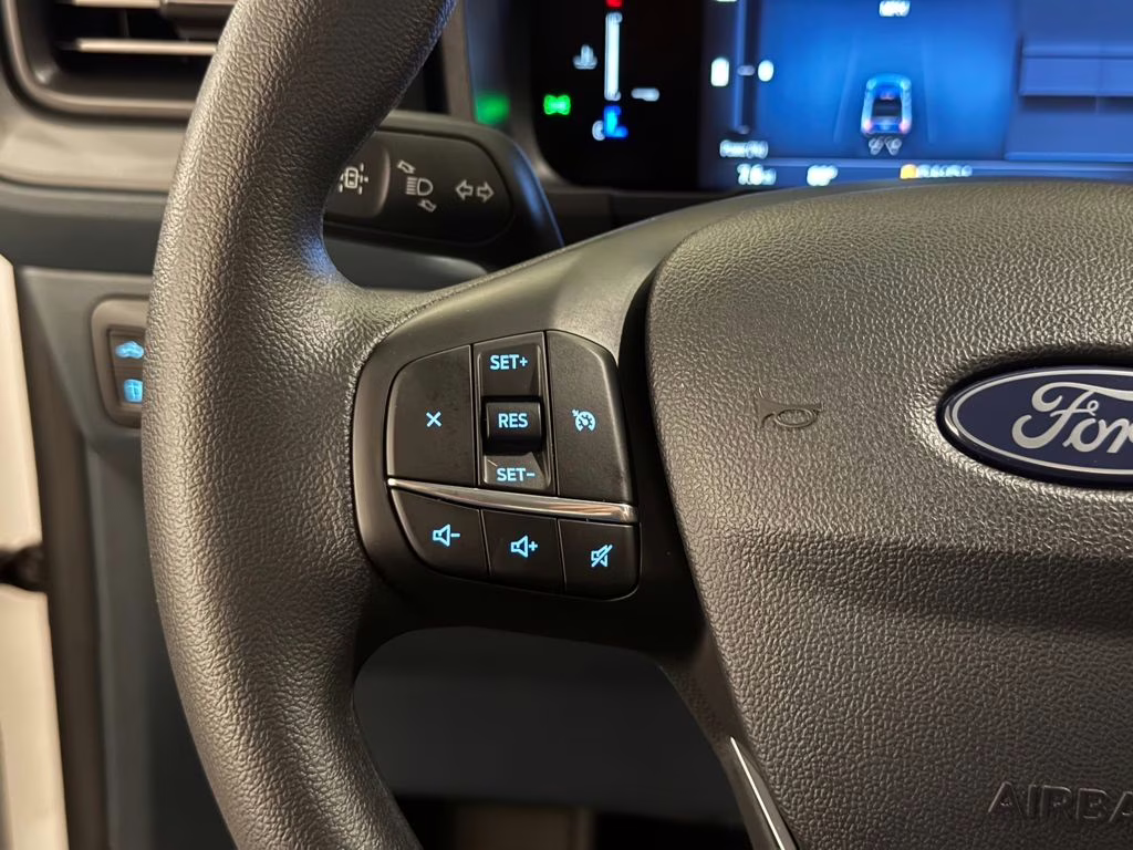 2026 Oxford White Ford Maverick XL AWD Truck