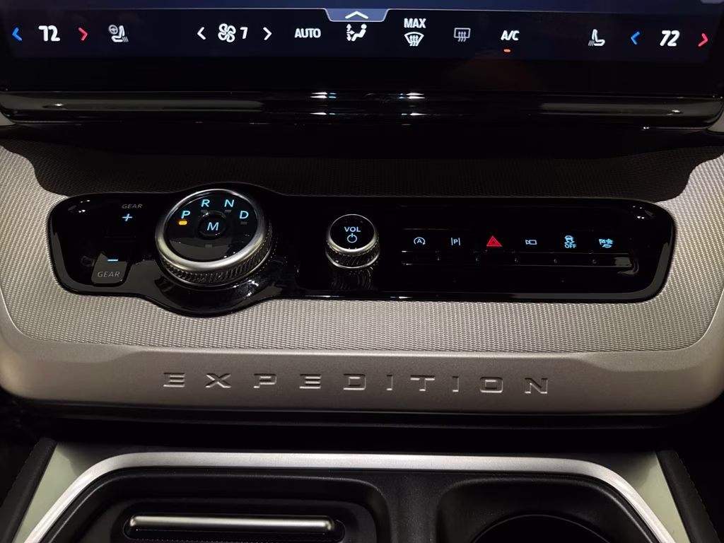 2026 Agate Black Metallic Ford Expedition Max Active RWD SUV