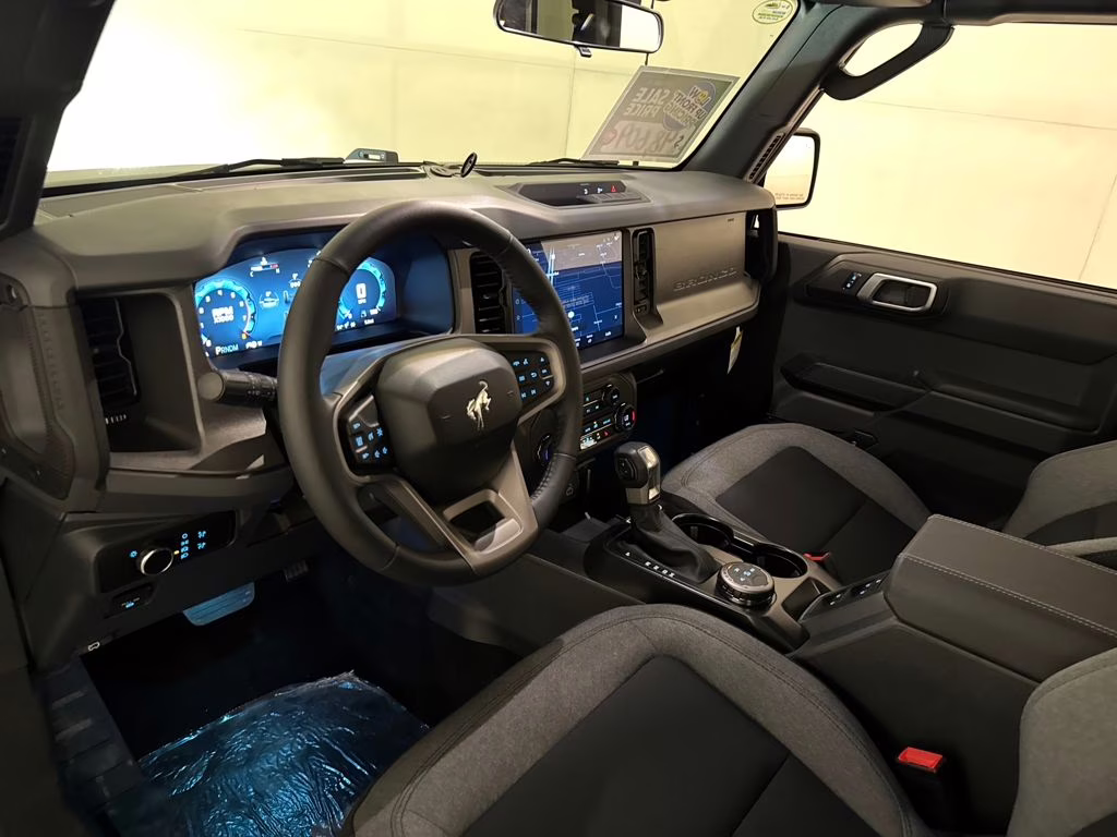 2026 Oxford White Ford Bronco Big Bend 4X4 SUV