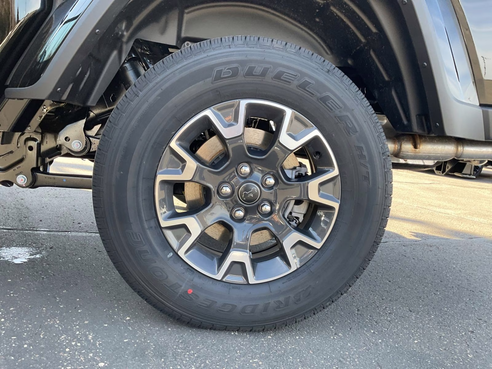 2026 Black Clearcoat Jeep Gladiator Sahara 4X4 Truck