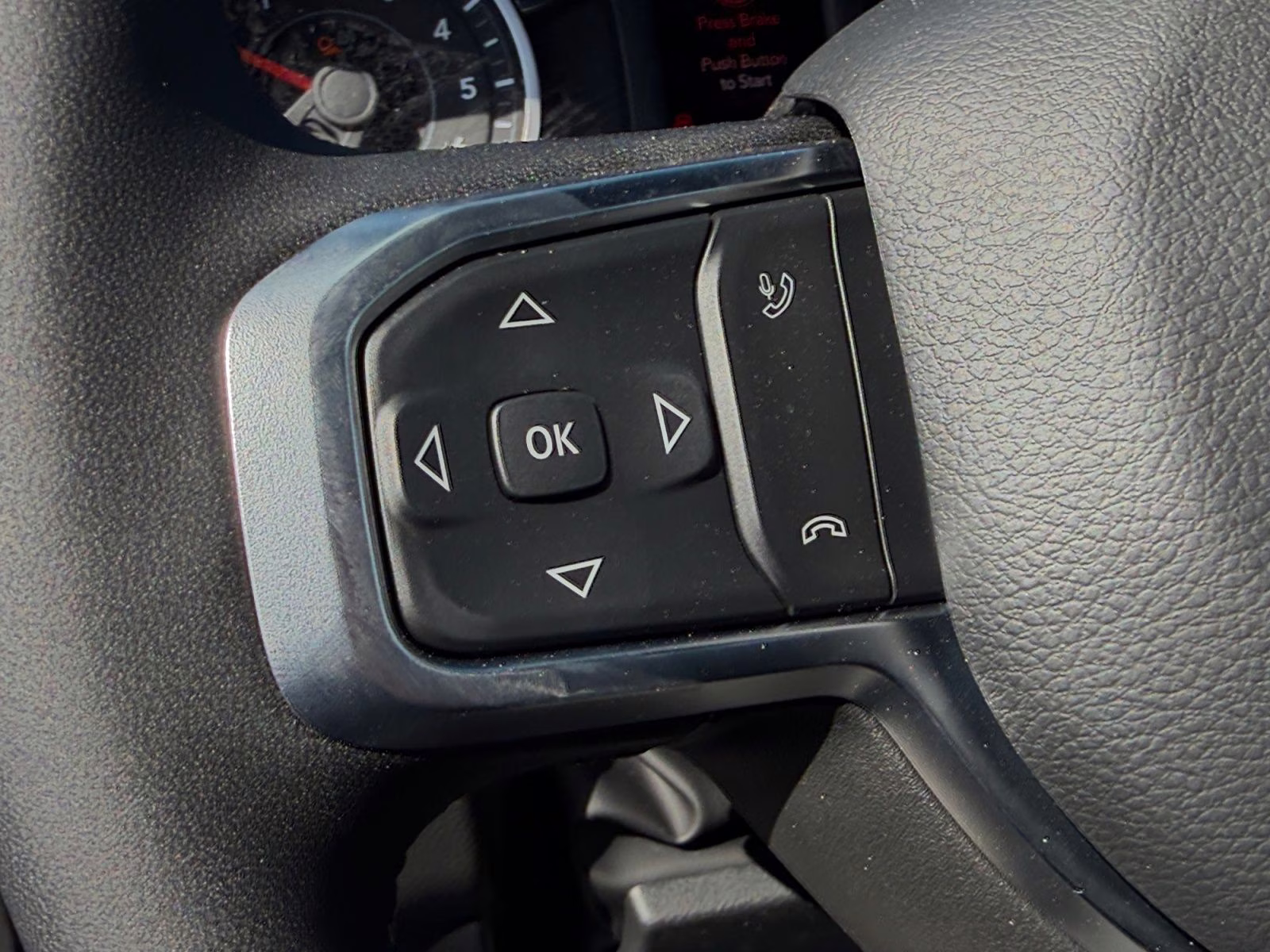 2026 Diamond Black Crystal Pearlcoat Ram 1500 Big Horn/Lone Star 4X4 Truck