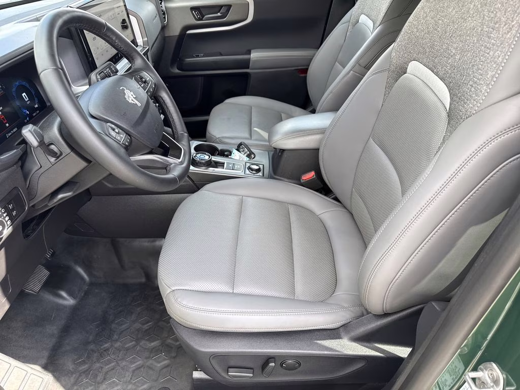 2025 Eruption Green Metallic Ford Bronco Sport Badlands 4X4 SUV