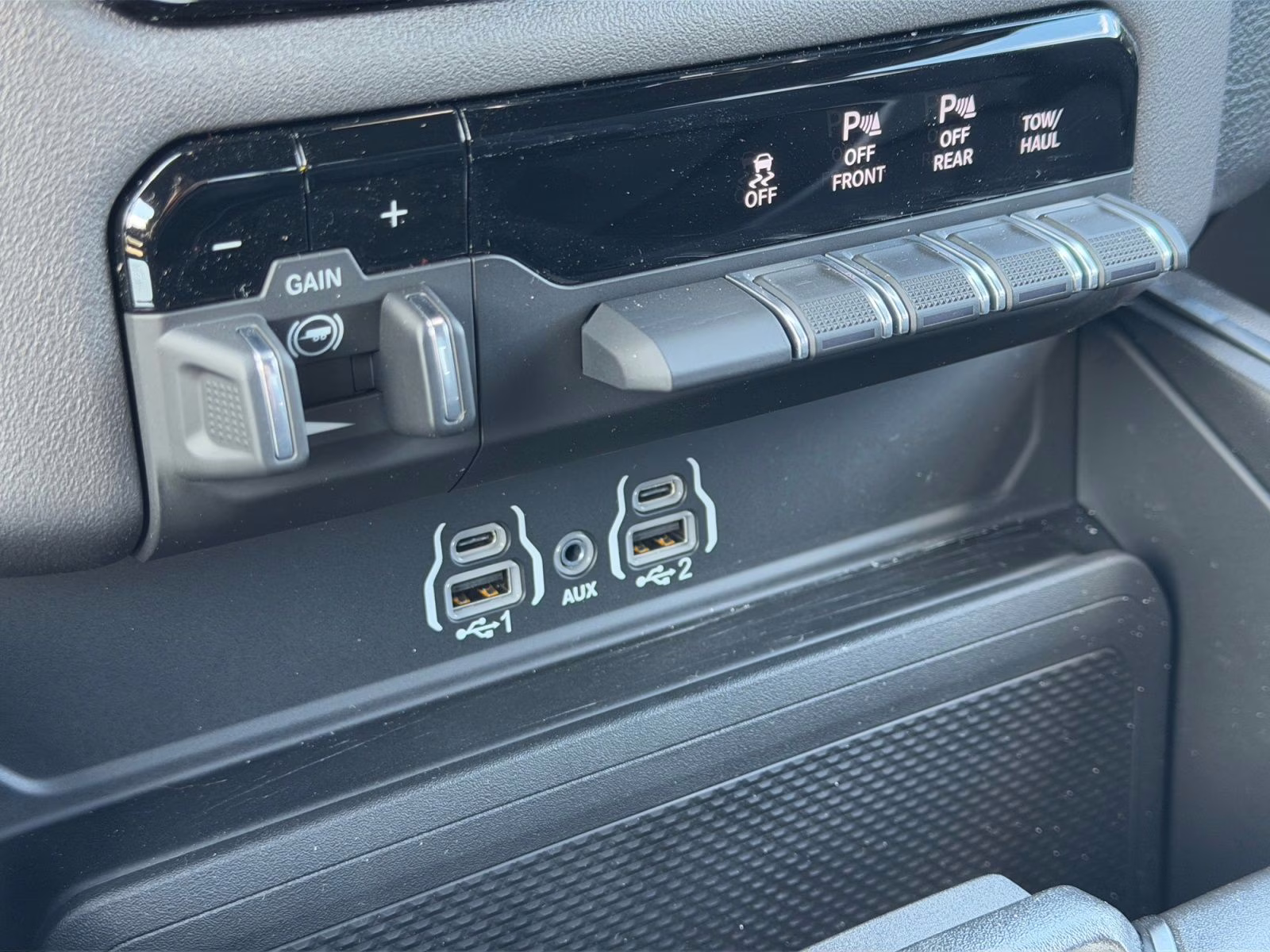 2026 Diamond Black Crystal Pearlcoat Ram 1500 Big Horn/Lone Star 4X4 Truck