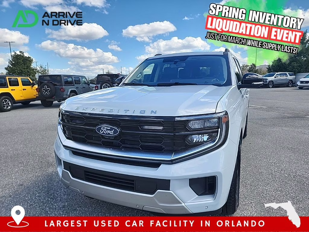 2025 Silver Metallic Ford Expedition Platinum 4X4 SUV