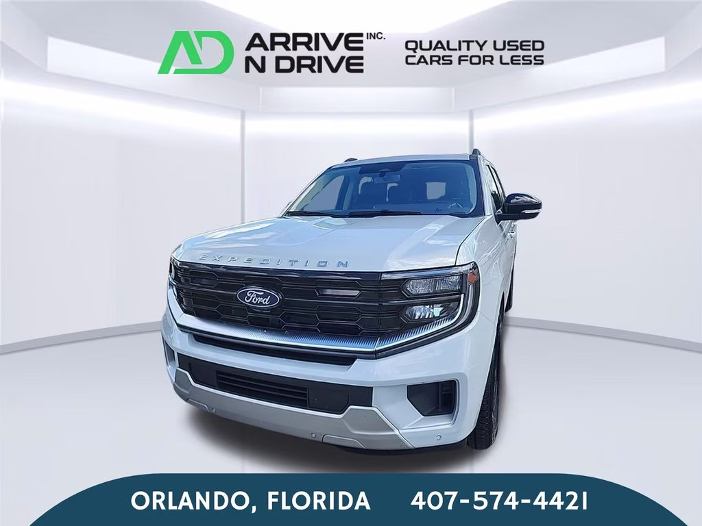 2025 Silver Metallic Ford Expedition Platinum 4X4 SUV