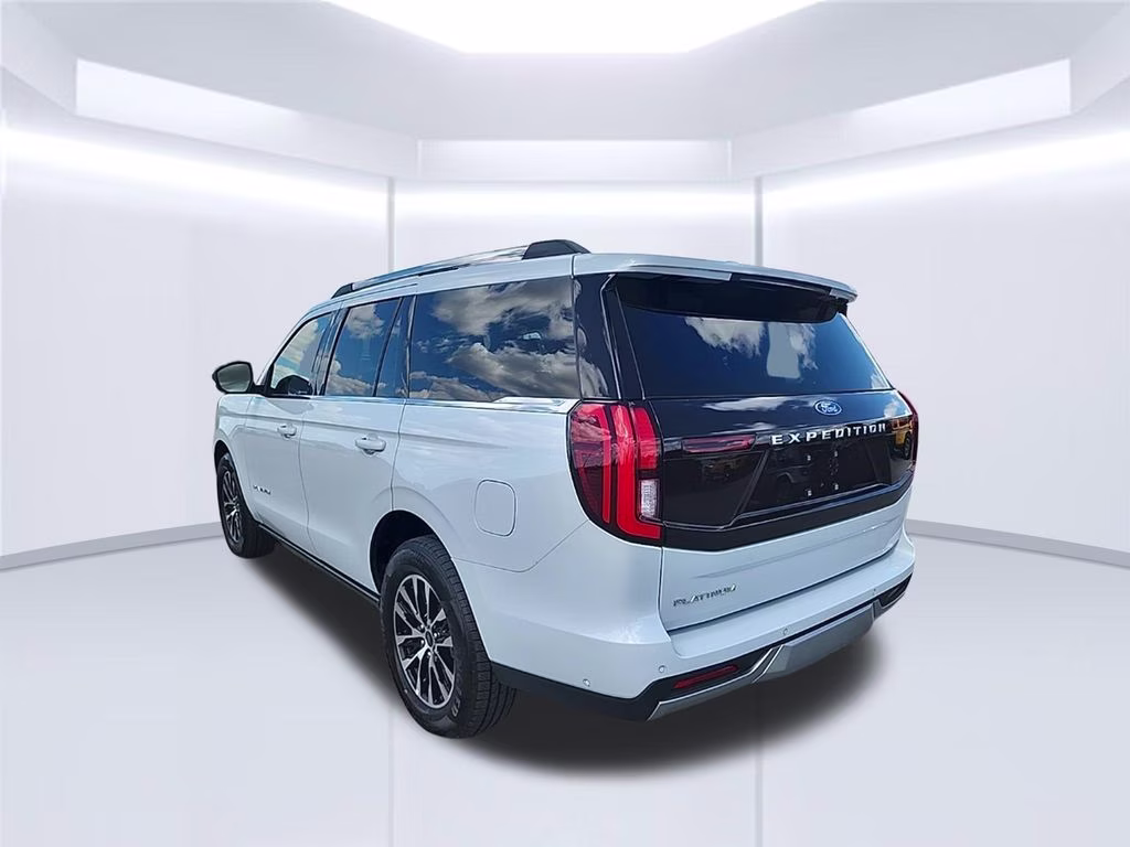 2025 Silver Metallic Ford Expedition Platinum 4X4 SUV