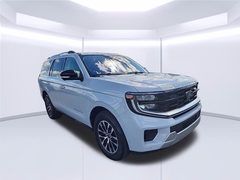 2025 Silver Metallic Ford Expedition Platinum 4X4 SUV