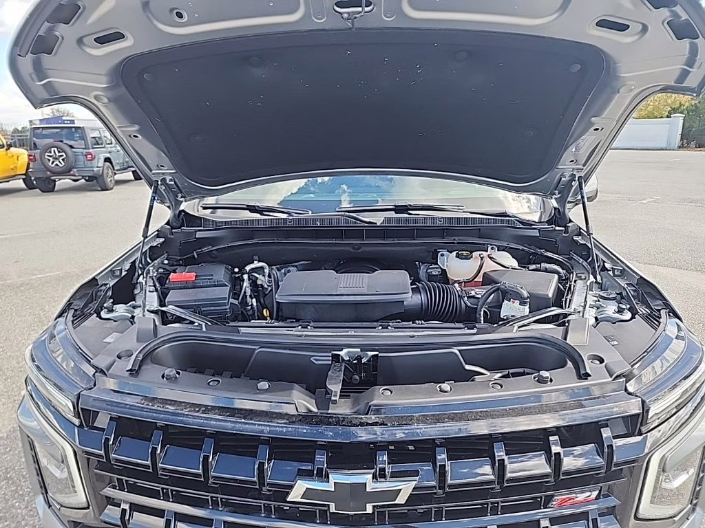 2025 Cypress Gray Chevrolet Suburban Z71 4X4 SUV
