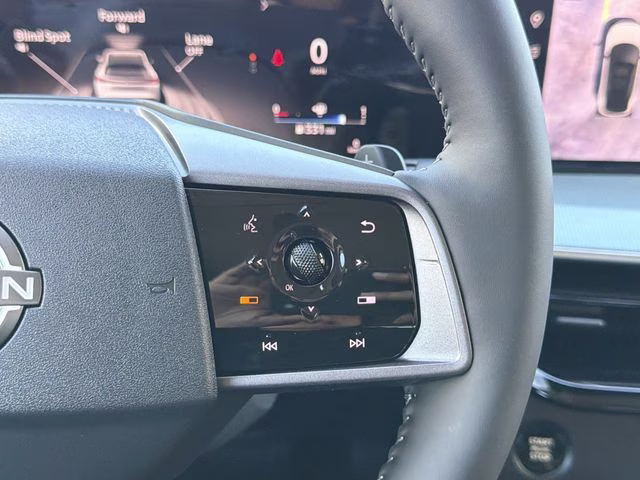 2026 Everest White Pearl Tricoat Nissan Murano SL AWD SUV